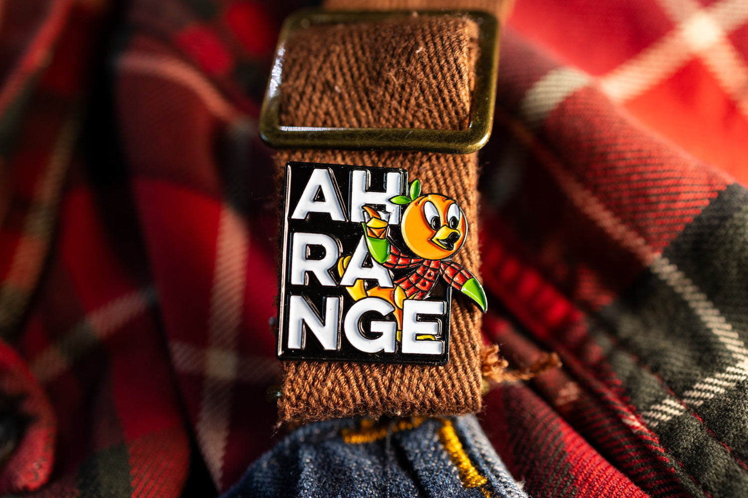 'Ahrange' Bird Pin
